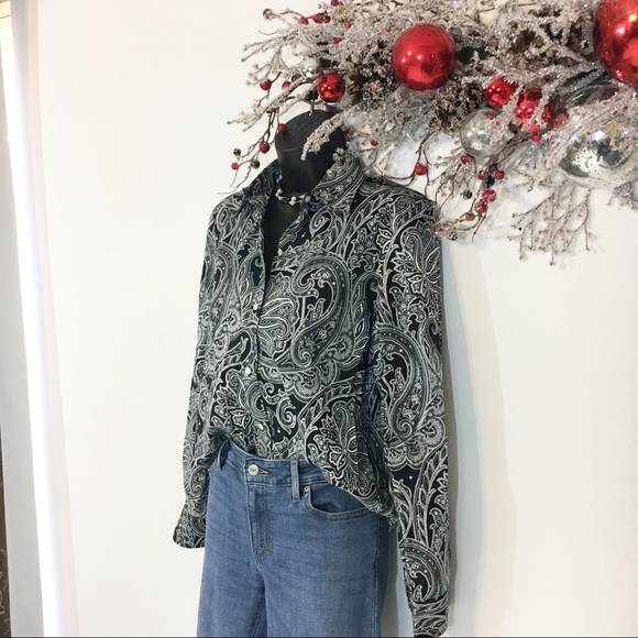Ralph Lauren Tops - Ralph Lauren Long Sleeve B+W Paisley Shirt Size S